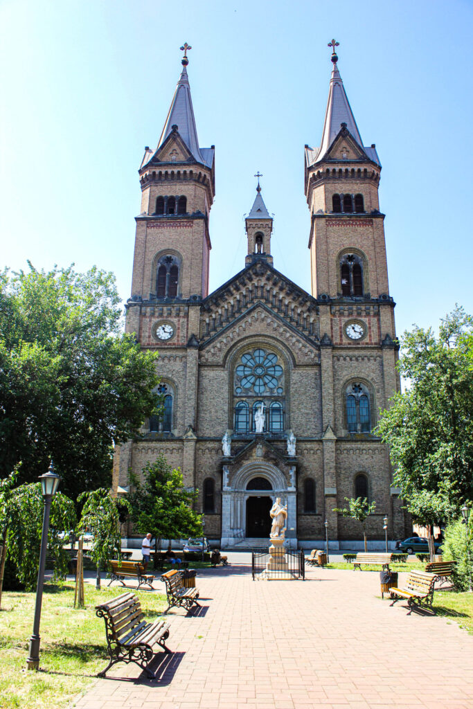 Biserica Catolica Millennium